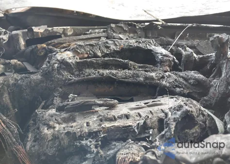 2024 Mazda Cx-90 3.3 Turbo Preferred Plus z USA, uszkodzony, nr VIN JM3KKCHDXR1118468